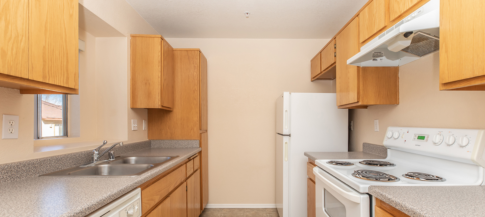 Desert Heights Apartments in Barstow, CA